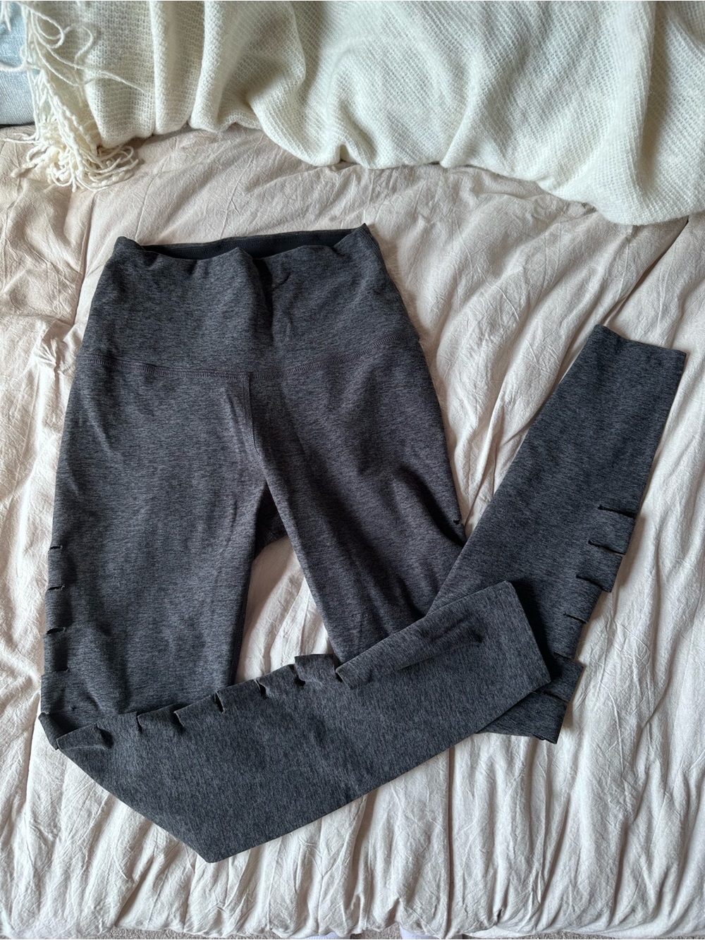 Beyond yoga slashed spacedye leggings